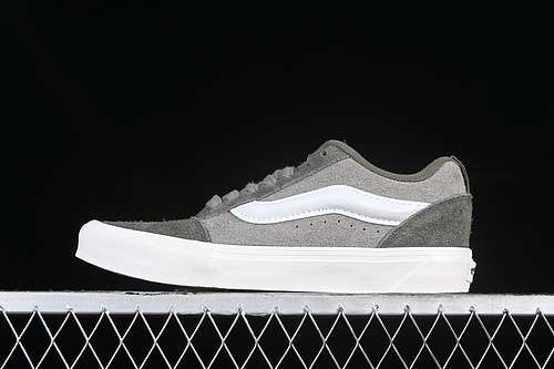 【230】[VN0009QCBLK]-[VANS KNU SKOOL GREEN/GREY]-[WOMAN:35-39]-[MAN:40-44]