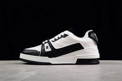 【700】[L*V TRAINER LOW SNEAKER WHITE/WHITE/BLACK]-[WOMAN:35-39]-[MAN:40-45]