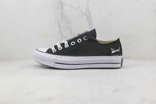 【250】[A03751C]-[RUN STAR HIKE LOW BLACK/BLACK/WHITE]-[WOMAN:35-39]-[MAN:40-44]
