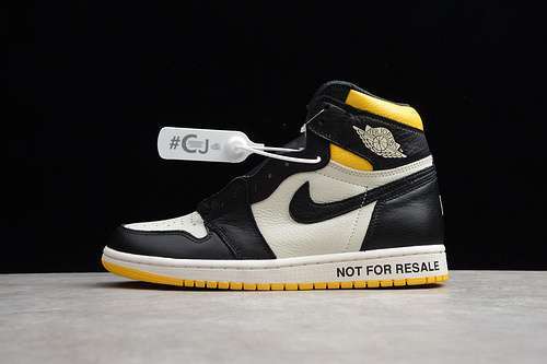 [861428-107]-[CJ AIR JORDAN 1 RETRO HIGH NOT FOR RESALE BLACK-VARSITY MAIZE]-[MAN:40.5-45]