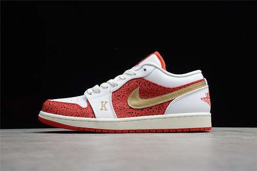 【340】[DJ5185-100]-[CJ AIR JORDAN 1 LOW SE SPADES WHITE/UNIVERSITY RED/METALLIC GOLD]-[MAN:40-46]