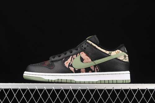 【450】[DH0957-001]-[SB DUNK LOW SE BLACK/OIL GREEN/WHITE/TOTAL ORANGE]-[WOMAN:36-39]-[MAN:40-47.5]
