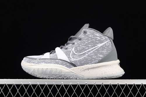 【340】[DB5624-011]-[KYRIE 7 SE GS CHIP LIGHT SMOKE GREY/SMOKE GREY/SUMMIT WHITE/WHITE]-[MAN:40-46]