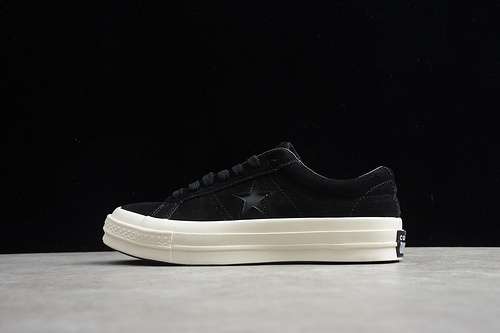 【260】[158477C]-[ONE STAR OX BLACK/BLACK/EGRET]-[WOMAN:35-39]-[MAN:40-44]