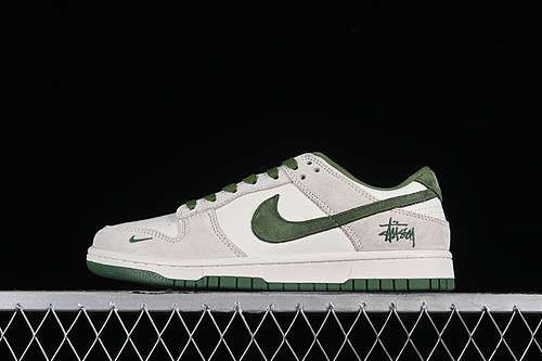 【380】[DQ1098-340]-[STUSSY SB DUNK LOW WHITE/GREY/GREEN]-[WOMAN:36-39]-[MAN:40-45]