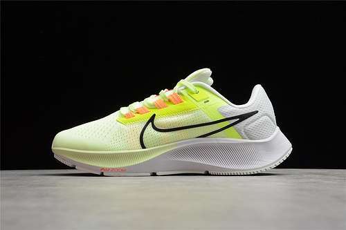 【270】[DA6678-700]-[AIR ZOOM PEGASUS 38 VOLT/BLACK/WHITE]-[WOMAN:36-39]-[MAN:40-45]