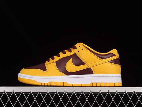 【330】[DD1391-702]-[SB DUNK LOW UNIVERSITY GOLD/WHITE/DEEP MAROON/UNIVERSITY GOLD]-[UNISEX:36-47.5]