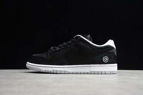 【550】[CZ56157-001]-[SB DUNK LOW OG QS BLACK/WHITE]-[MAN:40-46]