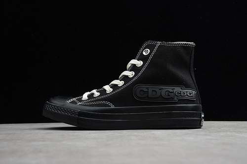 【260】[169588C]-[CHUCK TAYLOR ALL STAR HIGH CDG BLACK/BLACK/WHITE]-[WOMAN:35-39]-[MAN:40-44]