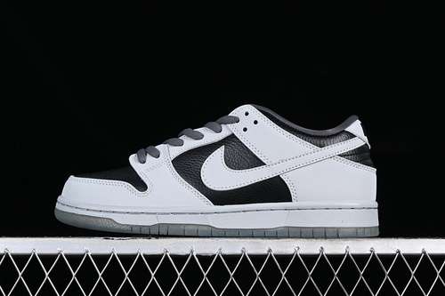 【270】[504750-020]-[ATLAS X DUNK LOW PREMIUM SB WOLF GREY/BLACK/RED]-[UNISEX:36-46]