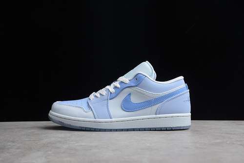 【340】[DM5442-040]-[CJ AIR JORDAN 1 LOW SE MIGHTY SWOOSHERS FOOTBALL GREY/GHOST/ALUMINUM/POLAR]