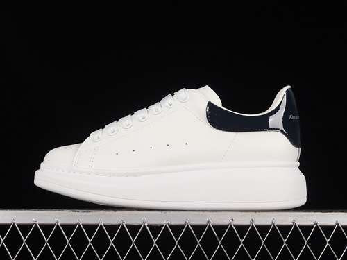 【420】[ALEXANDER MCQUEEN WHITE/BLACK]-[WOMAN:35-39]-[MAN:40-44]