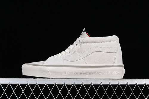 【250】[VN0A3WM3APL]-[NEIGHBORHOOD X V*ANS SK8 MID WHITE]-[WOMAN:35-39]-[MAN:40-44]