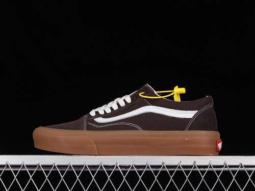 【250】[VN0A5KRSCHC]-[OLD SKOOL BLACK/WHITE/GUM]-[WOMAN:35-39]-[MAN:40-44]