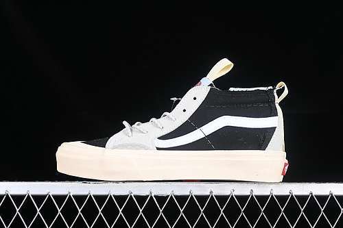 【260】[VN000BW6ECR]-[ADVISORY BOARD CRYSTALS X SK8-HI EXT BLACK/WHITE]-[WOMAN:35-39]-[MAN:40-44]