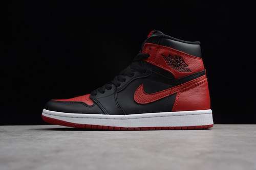 [555088-001]-[ST AIR JORDAN 1 RETRO HIGH OG BANNED BLACK/VARSITY RED]-[MAN:40-46]-[OGHP00270]