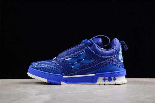 【630】[L*V TRAINER WHITE/BLUE]-[WOMAN:35-39]-[MAN:40-46]