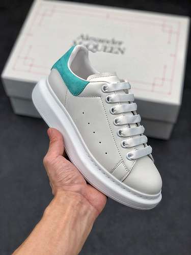 【380】[ALE*XANDER MCQUEEN WHITE/WHITE/LIGHT BLUE]-[WOMAN:35-40]