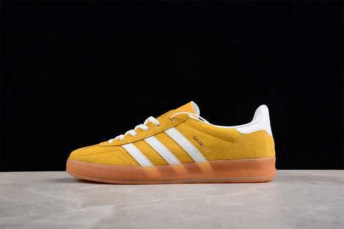 【280】[HQ8716]-[GAZELLE INDOOR ORANGE PEEL/CLOUD WHITE/GOLD METALLIC]-[WOMAN:36-39]-[MAN:40-45]