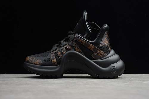 【650】[L*V ARCHLIGHT SNEAKER BLACK/BLACK/BLACK]-[WOMAN:35-40]
