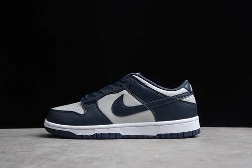 【320】[CW1590-004]-[SB DUNK LOW GS GEORGETOWN WOLF GREY/DARK OBSIDIAN/TOTAL ORANGE]-[UNISEX:36-46]