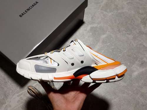 【530】[653814W3CP59059]-[BA*LEN*CIAGA TRACK MULE BEIGE/WHITE/ORANGE]-[WOMAN:35-39]-[MAN:40-46]