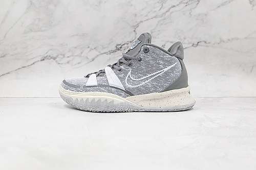 【340】[DB5624-011]-[KYRIE 7 SE GS CHIP LIGHT SMOKE GREY/SMOKE GREY/SUMMIT WHITE-WHITE]-[MAN:40-46]