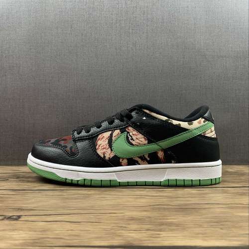 【320】[DH0957-001]-[SB DUNK LOW BLACK MULTI CAMO BLACK/OIL GREEN]-[WOMAN:36-39]-[MAN:40-45]