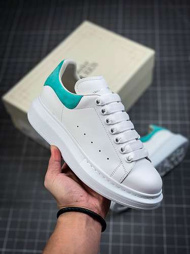 【580】[ALE*XANDER MCQUEEN WHITE/WHITE/LIGHT BLUE]-[WOMAN:35-40]
