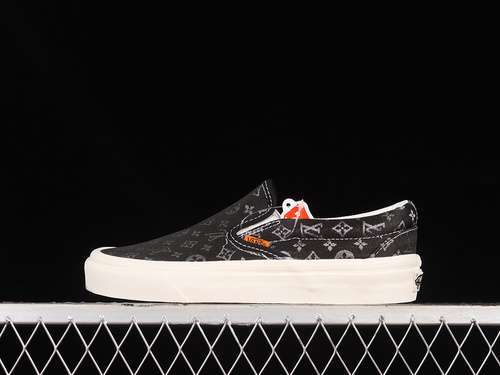 【220】[VN0A3JEXPU1]-[CLASSIC SLIP-ON 98 DX CHECKERBOARD/BLACK/WHITE]-[WOMAN:35-39]-[MAN:40-44]