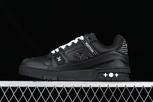 【630】[TRAINER WHITE/BLACK]-[WOMAN:35-39]-[MAN:40-45]