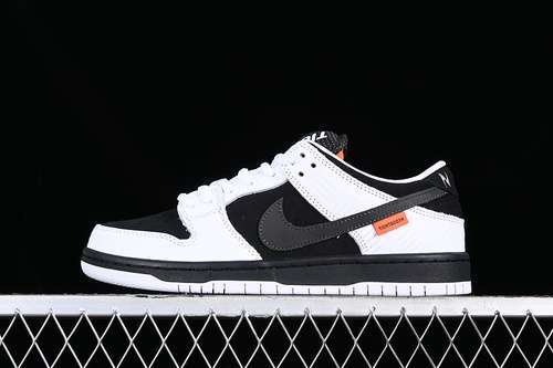 【400】[FD2629-100]-[TIGHTBOOTH X DUNK LOW SB WHITE/BLACK/SAFETY ORANGE]-[UNISEX:36-47.5]
