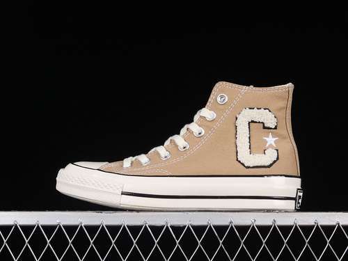 【250】[A05967C]-[CHUCK TAYLOR ALL-STAR 70S HIGH  VARSITY LETTER NOMAD KHAKI/EGRET/BLACK]-[35-44]