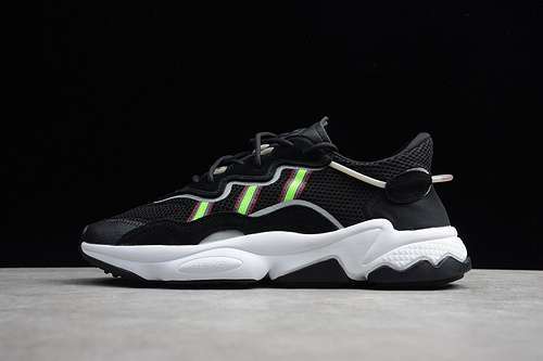 [67-66-74]-[EE7002]-[OZWEEGO SNEAKER CORE BLACK/GREEN/WHITE]-[WOMAN:36-39]-[MAN:40-44]