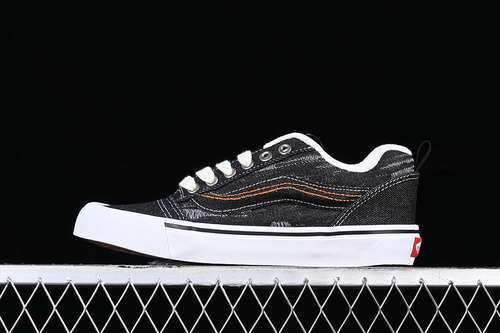 【230】[VN0009QCBPB]-[VANS CLASSICS KNU SKOOL WHITE/BLACK/GREY]-[WOMAN:35-39]-[MAN:40-44]