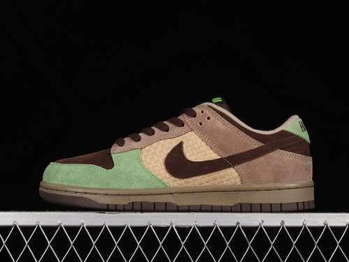 【350】[310661-221]-[KICKSHAWAII X DUNK LOW ALOHA KHAKI/BAROQUE BROWN-MEAN GREEN]-[MAN:39-45]
