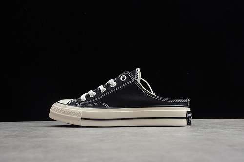 【240】[162065A]-[CHUCK TAYLOR ALL-STAR LOW BLACK/WHITE/EGRET]-[WOMAN:35-39]-[MAN:40-44]