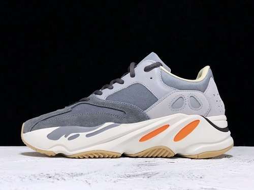 [FV9922]-[OG YEEZY BOOST 700 MAGNET/MAGNET/MAGNET]-[WOMAN:36-39]-[MAN:40-47]