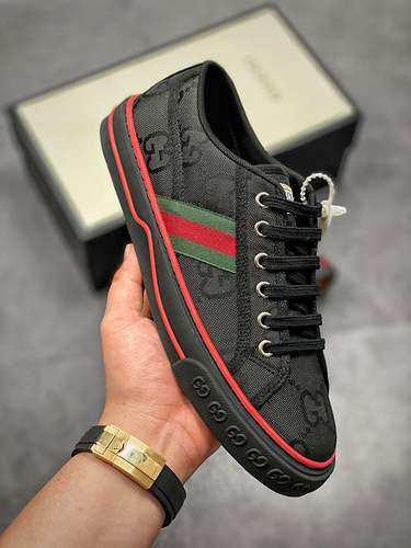 【420】[GU*CCI TENNIS 1977 PRINT SNEAKER BLACK/GREEN/RED]-[WOMAN:35-39]-[MAN:40-44]