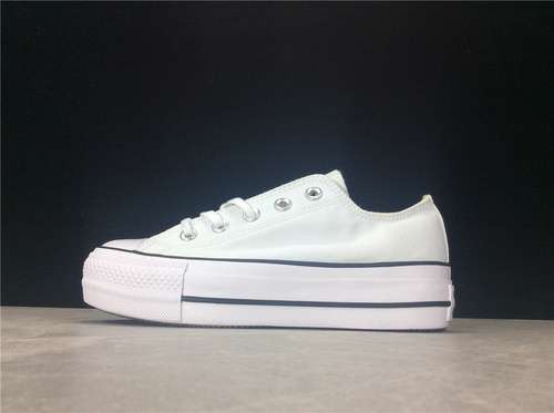 【220】[560251C]-[CHUCK TAYLOR ALL STAR LIFT LOW TOP WHITE/BLACK-WHITE]-[WOMAN:35-39]