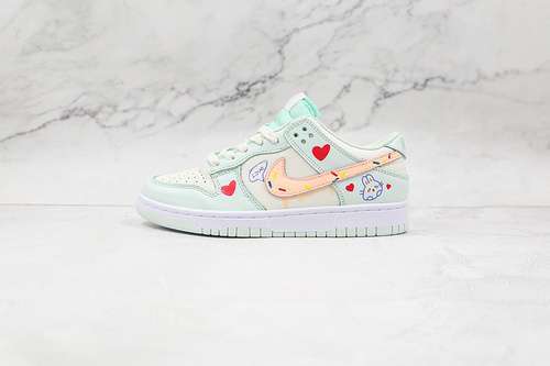 【280】[DD1503-104]-[SB DUNK LOW SAIL/CRIMSON TINT-BARELY GREEN-RED]-[WOMAN:36-40]