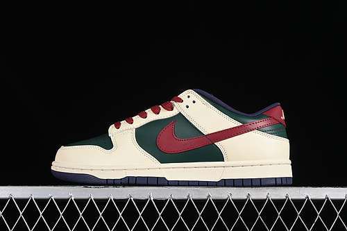 【280】[FV8106-361]-[SB DUNK LOW GORGE GREEN FIR/COCONUT MILK/MELON TINT/TEAM RED]-[UNISEX:36-46]