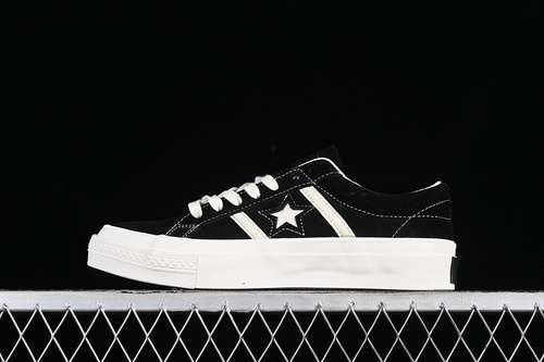 【240】[A06426C]-[CONVERSE ONE STAR ACADEMY PRO BLACK/EGRET/EGRET]-[WOMAN:35-39]-[MAN:40-44]