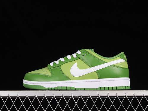 【300】[DJ6188-300]-[SB DUNK LOW CHLOROPHYLL/WHITE/VIVID GREEN]-[WOMAN:36-39]-[MAN:40-47.5]