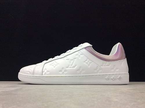 【380】[L*V 20S SNEAKERS WHITE/LIGHT PURPLE]-[WOMAN:35-39]-[MAN:40-44]