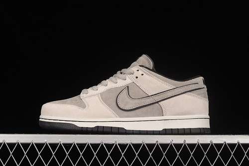 【330】[LF0039-006]-[OTOMO KATSUHIRO X SB DUNK LOW &quot;STEAMBOY OST&quot; WHITE AND BLACK]-[