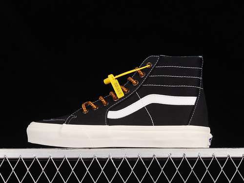 【250】[VN0A7Q62BLK]-[SK8-HIGH CA THROWBACK BLACK/BLACK/WHITE]-[WOMAN:35-39]-[MAN:40-44]