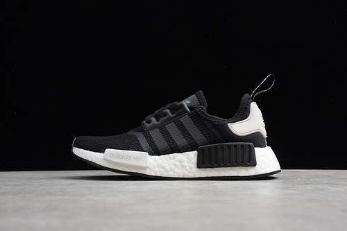 【300】[B37645]-[NMD_R1 SHOES CORE BLACK/CLOUD WHITE]-[WOMAN:36-39]