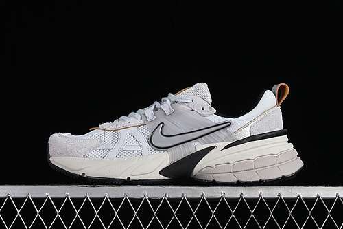 【260】[FN6703-002]-[V2K RUNTEKK RUN PURE PLATINUM/PLATINUM TINT/LIGHT BONE/CHROME]-[UNISEX:36-45]
