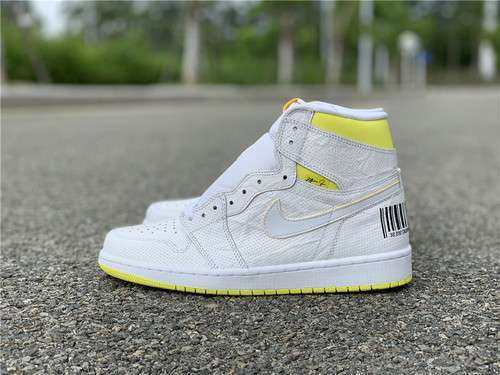【520】[555088-170]-[AIR JORDAN 1 HIGH OG FIRST CLASS FLIGHT WHITE/YELLOW]-[MAN:40.5-46]